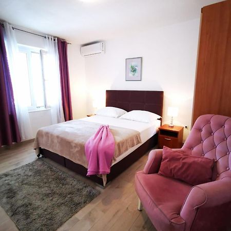 Apartment D&M1 Makarska Exteriör bild